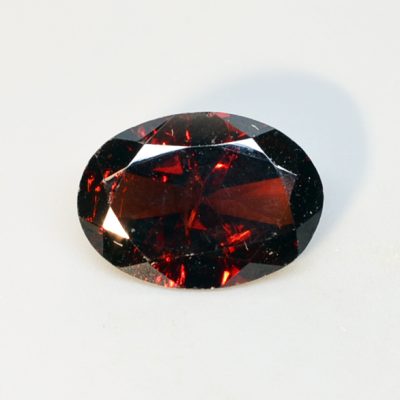 Almandite-5.60-ct.jpg