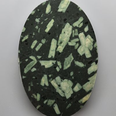 Ancient-green-porphyry-93.57-ct.jpg