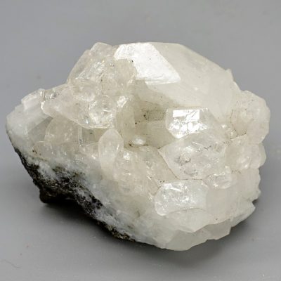 Apophyllite-28.64-gr.jpg