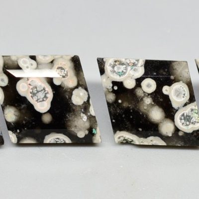 Cosmic-obsidian-15.70-ct.jpg