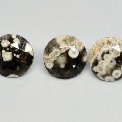 Cosmic-obsidian-6.67-ct.jpg