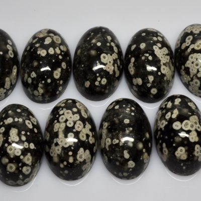 Cosmic-obsidian-lot-323.2-ct.jpg