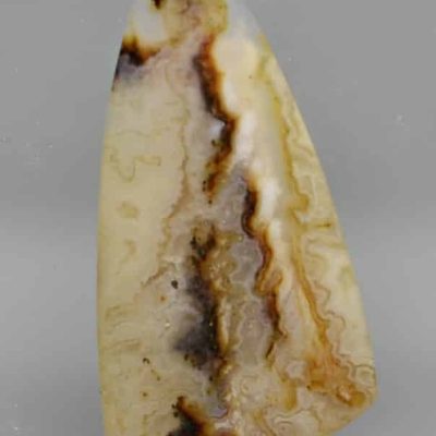 Graveyard-point-plume-agate-19.92-ct.jpg