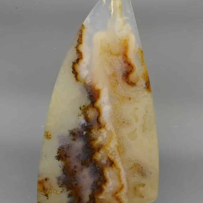 Graveyard-point-plume-agate-27.89-ct.jpg
