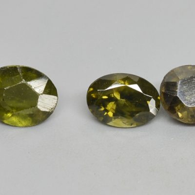 Green-zircon-5.80-ct.jpg