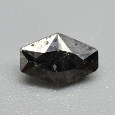Manganite-0.55-ct.jpg