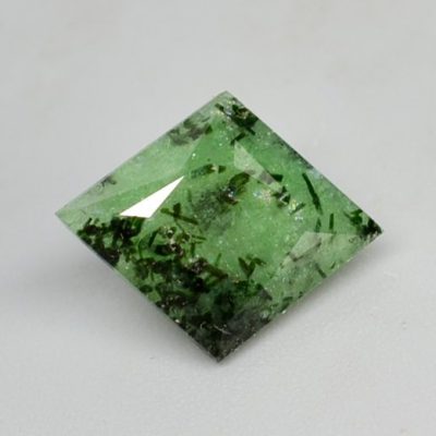 Pargasite-in-zoisite-3.21-ct.jpg
