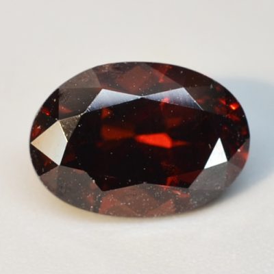 Red-zircon-2.65-ct.jpg