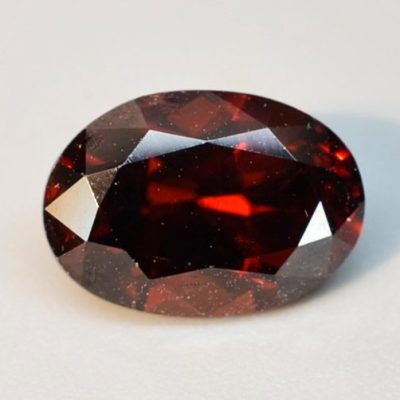 Red-zircon-2.65-ct.jpg