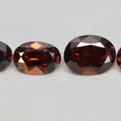 Red-zircon-8.28-ct.jpg