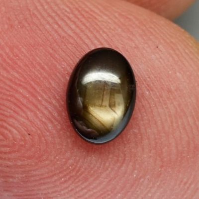 Star-sapphire-1.06-ct.jpg