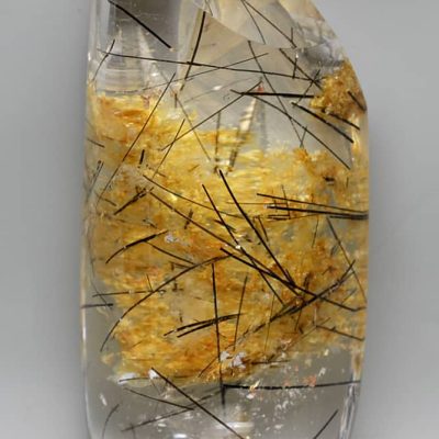 Tormalinated-quartz-158.16-ct.jpg