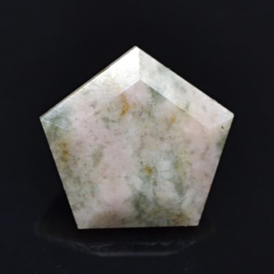 Zoisite-in-thulite-3.55-ct.jpg
