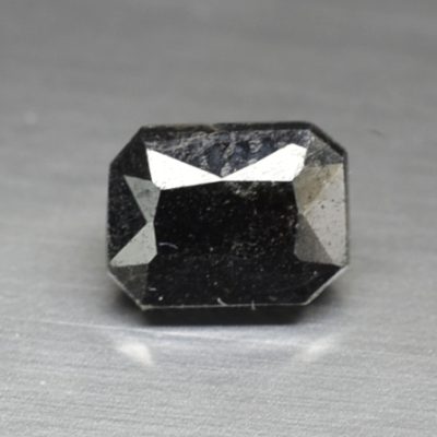 Zussmannite-riebeckite-0.74-ct.jpg