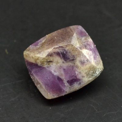 chrome-antigorite-0.78-ct.jpg